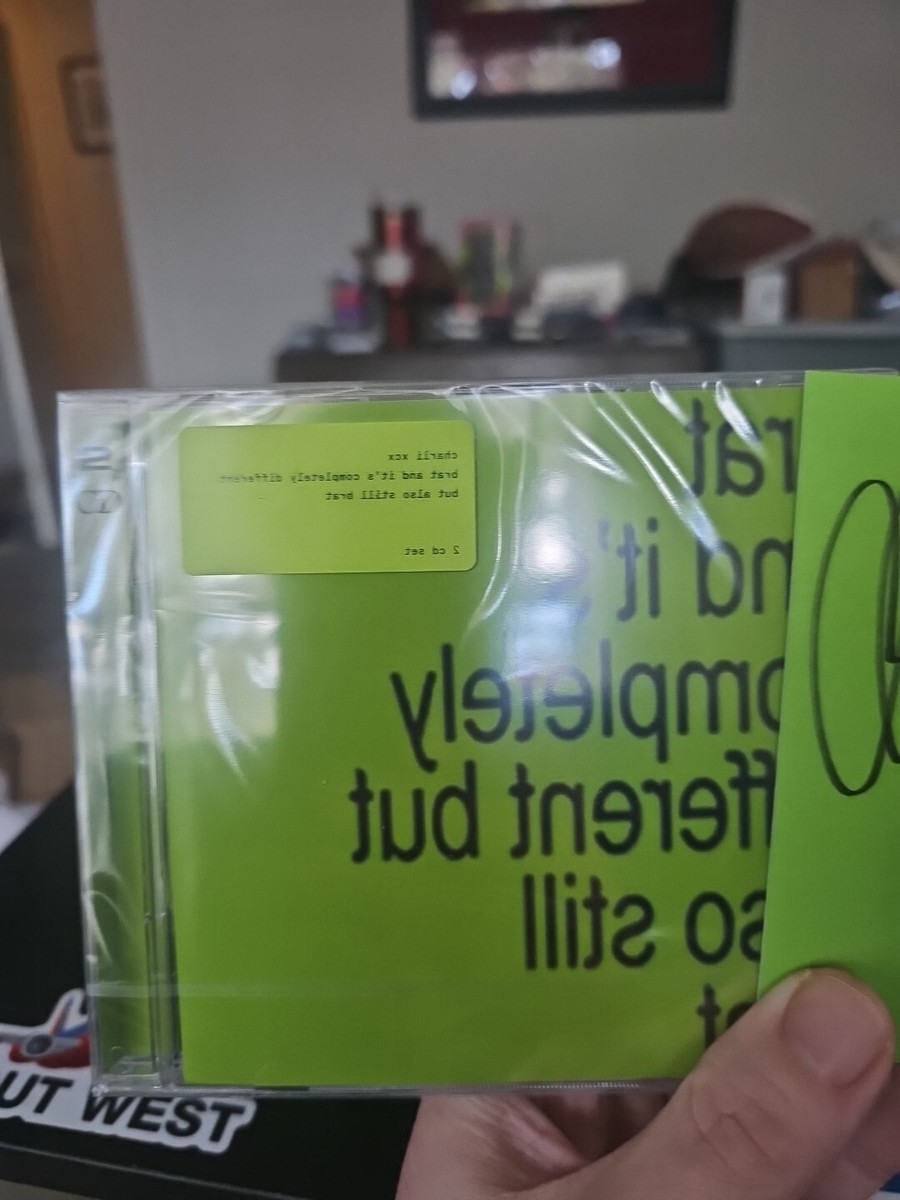 Charli XCX BRAT CD サイン入りカード charli xcx brat CD サインカード付き Charli XCX BRAT SIGNED