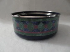 3 Piece Set of Nesting Metal Mixing/ Serving Bowls Blue Green Purple Excellent