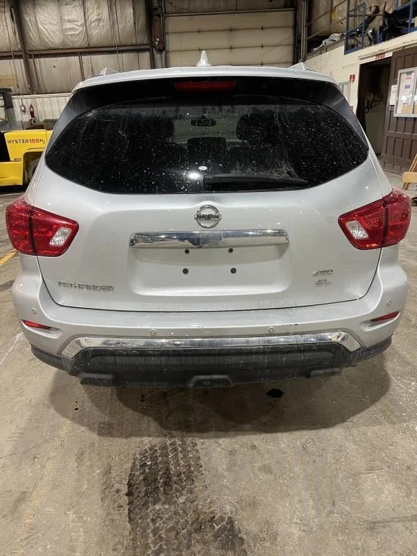 PARAGOLPES TRASERO NISSAN PATHFINDER 2017-2020 REFUERZO 85030-9PJ0A Foto 3 de 4