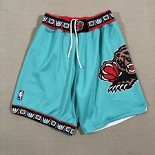 Mitchell & Ness Vancouver Grizzlies 1995-96 Authentic NBA Shorts Size 40 Medium