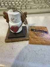 the original smores ornament Angel Holding Heart With Tag