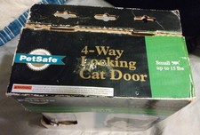 PetSafe 4-Way Locking Cat Door White new in box