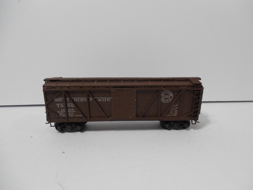 SOUTHERN PACIFIC 40' VAGÓN DE CARGA DE UNA SOLA PUERTA #36320 ~ ACOPLADORES KADEE ~ ESCALA HO | Condition: Used