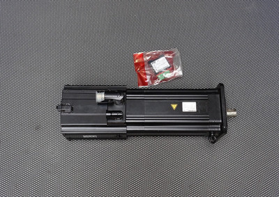 Original SEW CMPZ100L/BY/TF/VR/RH1M/SBB Servomotor + Bremsgleichrichter BME 1,5