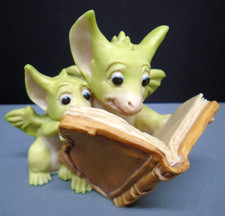 pocket dragons.  'READING THE GOOD PARTS '  1992   Early Piece.  Mint.  Unboxed.