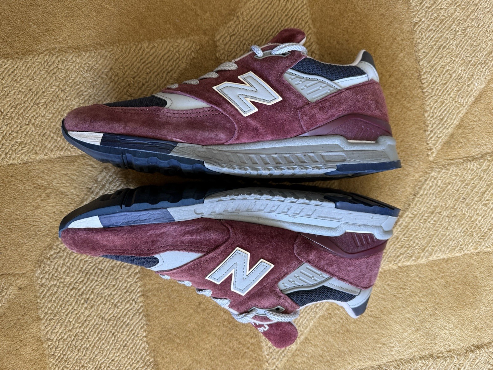 Burgundy Size 9.5 Rare