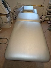 Therapy coach beauty bed