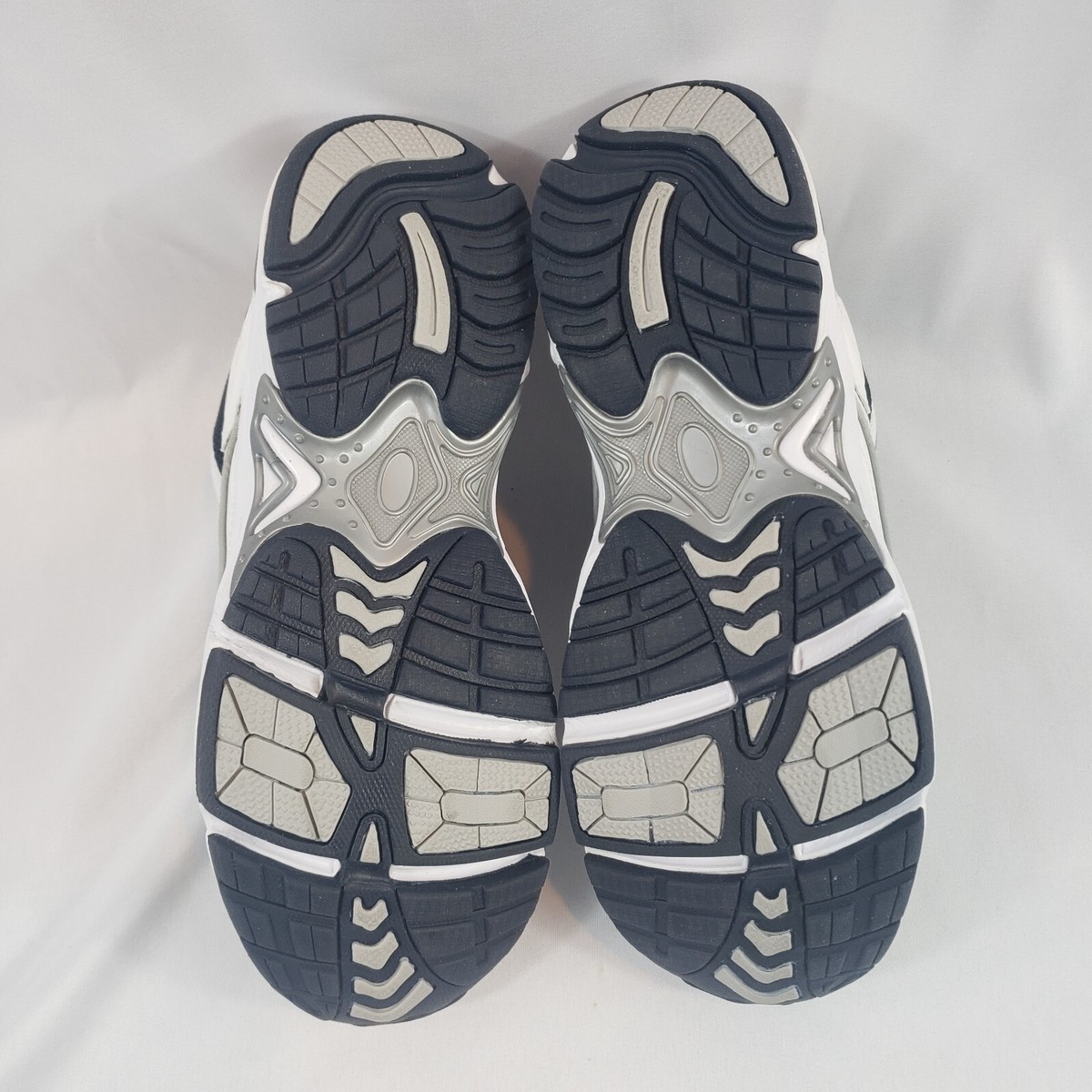 Vionic 23 WALKER Classic -Walking Shoes -White/Navy Leather  display picture 3