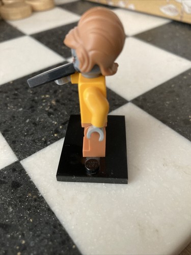 LEGO The Movie Series Velma Staplebot #11 Minifigure 71004 - Picture 2 of 4