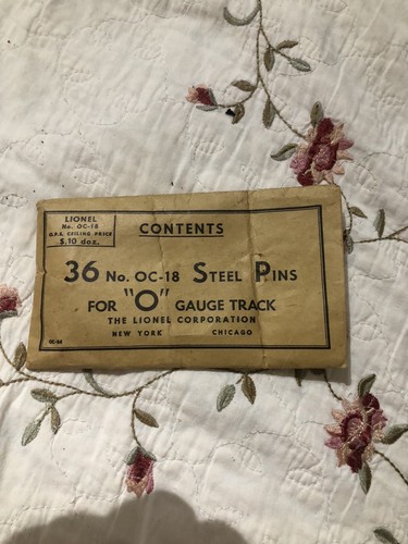 postwar lionel parts No Pins In The Bag Just Screws From Postwar - Picture 8 of 8