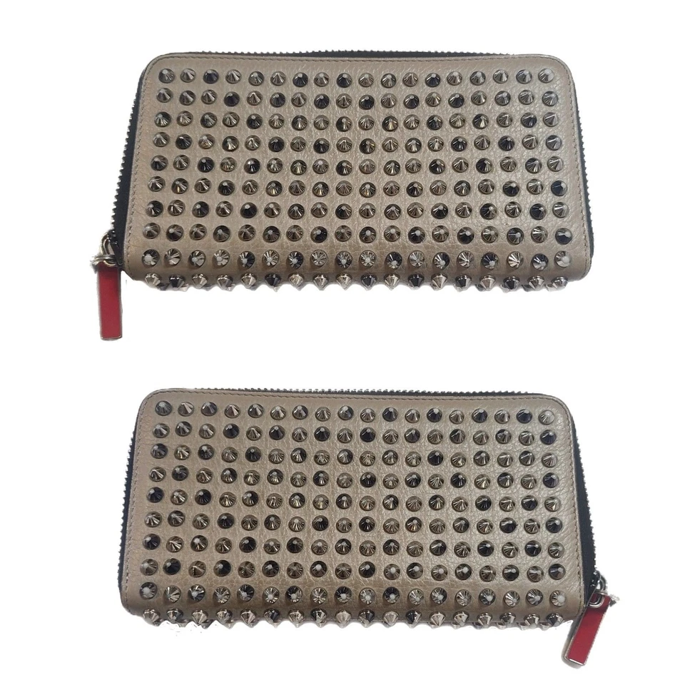 Christian Louboutin Couro Cinza Prata Cravejado Panettone Carteira Longa e Caixa Muito Bom Estado Usado - Imagem 3 de 4