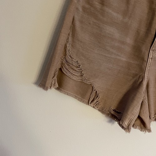 American Eagle 6 Tan Denim Distressed Frayed Cutoff Highest Rise Mom Short NWT - Picture 3 of 14