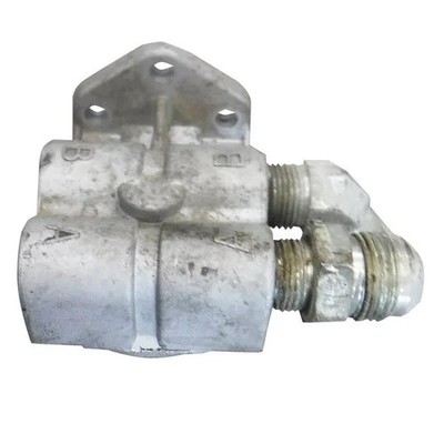 Used Remote Oil Filter Housing fits Deutz TD2009L4/T3 fits Gehl 5240E 242700