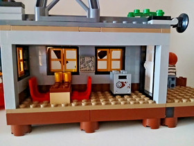 LEGO 60068 CITY Crooks' Hideout 100% Complete -online instructions-stickers on