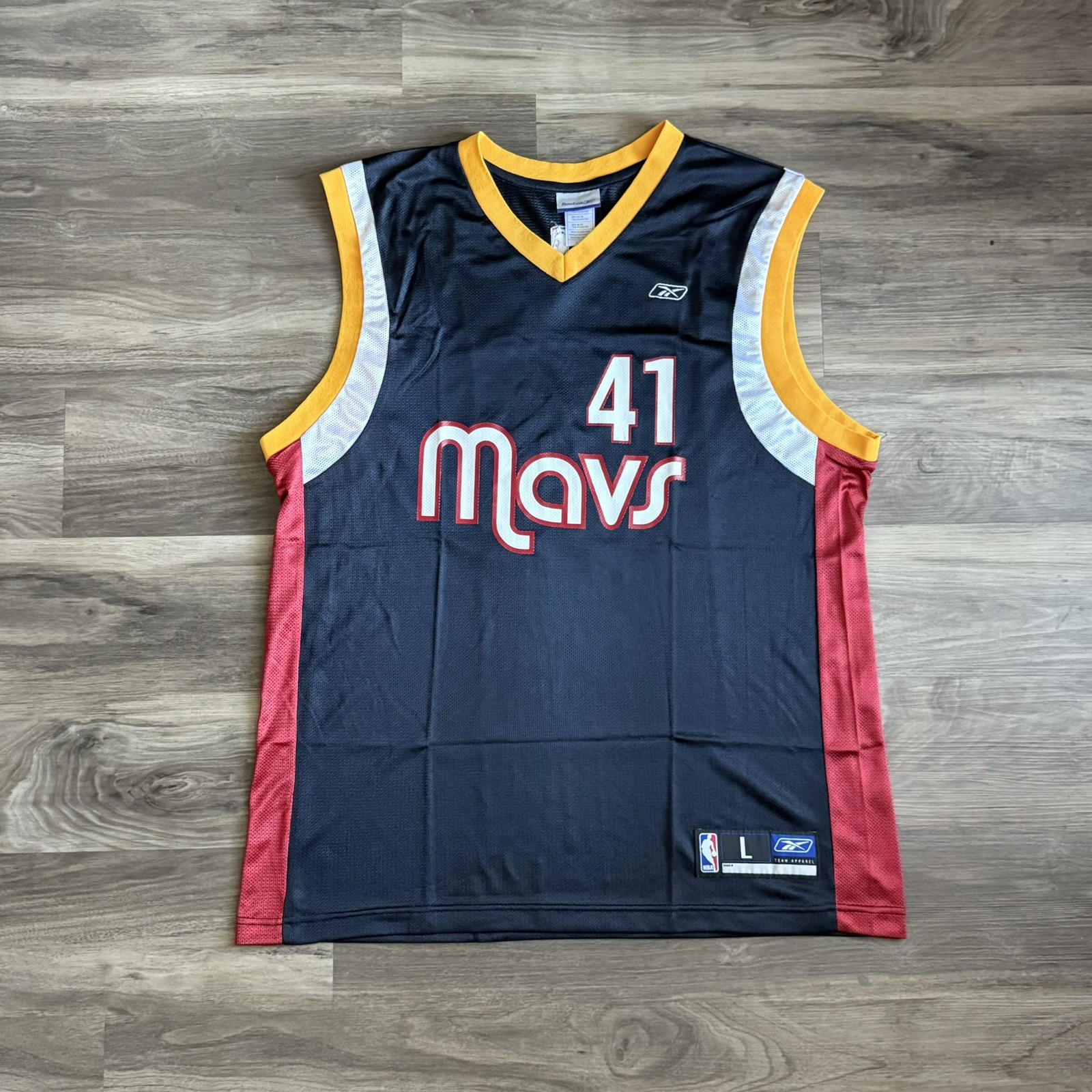 VTG Reebok Dallas Mavericks Dirk Nowitzki Jersey Mens L NBA Germany Edition Rare