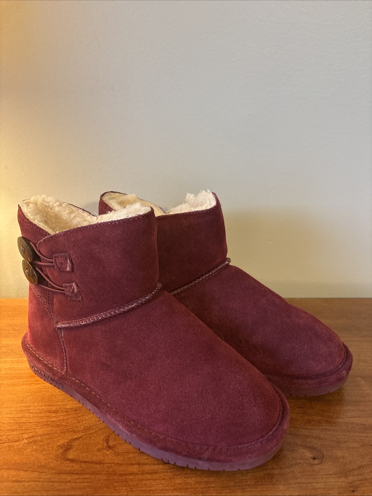 BEAR PAW Women's Cozy Winter Boots in Size 7 for Ultimate Comfort