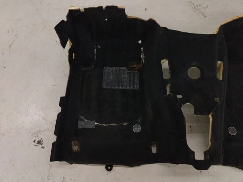 Alfombrilla alfombra revestimiento piso delantero BMW 325i SEDAN 2001 2002 2003 2004 2005 01 Foto 2 de 4