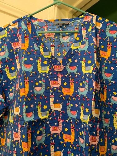 SCRUB TOP GRÖSSEN: 2XL, 3XL FUNKY LAMA VIBES NEU MIT ETIKETT KRANKENSCHWESTER MEDIZIN TIERARZT CNA DENTAL - Bild 5 von 10