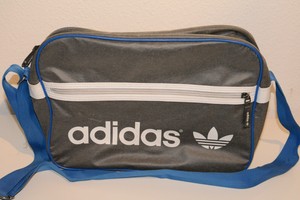 adidas schultertasche grau
