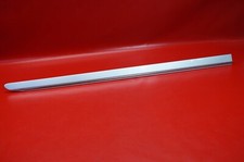 Mercedes R-Klasse W251 T&uuml;rleiste Au&szlig;en T&uuml;r Lang A2516902262 vorne rechts /R11