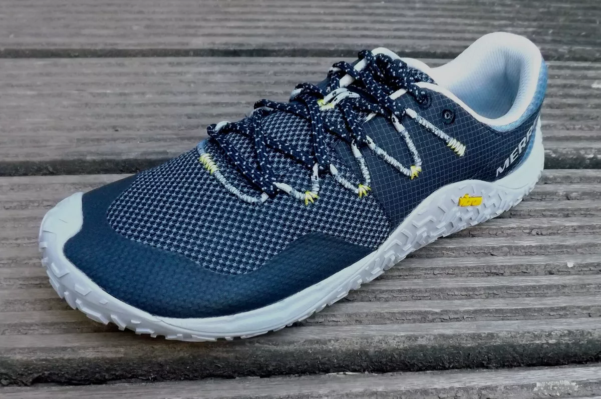 Merrell mantiene su apuesta por el barefoot con la nueva Trail