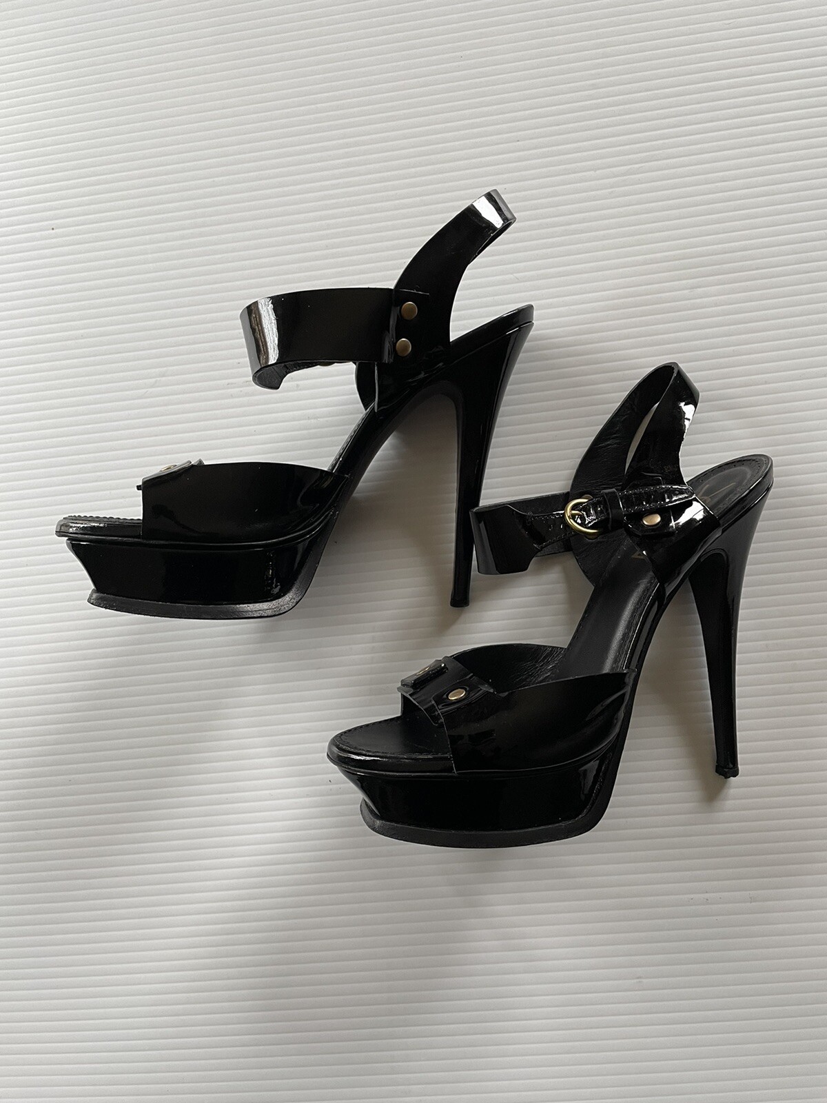 Yves Saint Laurent Black Patent Leather High Heel Platform Sandals Size 7.5 US