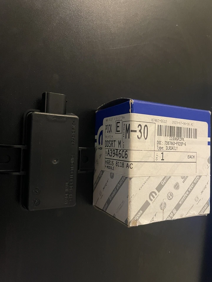 Módulo de monitoreo de presión de neumáticos Ram ProMaster 2014-2021 3,6 L 68158118AC Foto 3 de 4