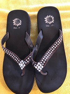 yellow box sandals clearance