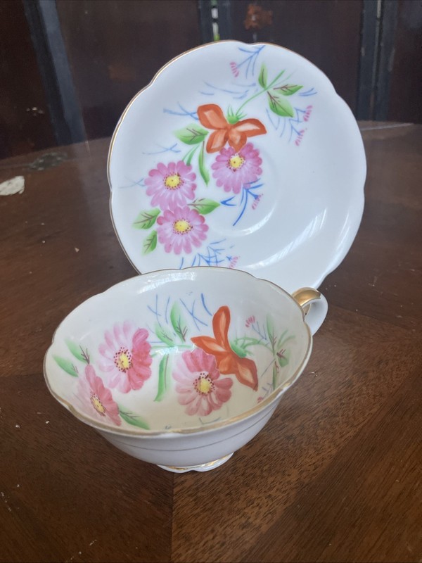 Ucagco Vintage Tea Cup and Saucer Gold Trim Made in Occupied Japan 1950-1960