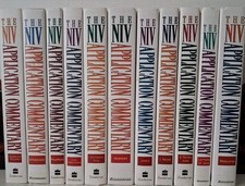 Lot 11 Zondervan NIV Application Commentary B...