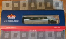 Bachmann 31-995 LMS 10000 Diesel Loco. BR Green Lined Orange + Black. Mint.