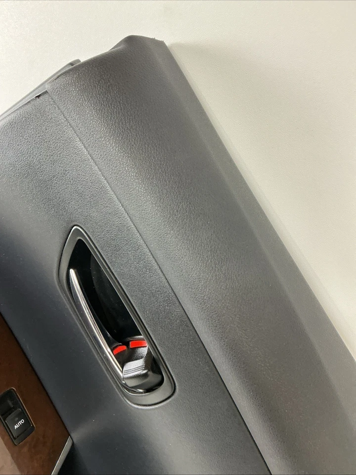 07-11 LEXUS ES350 OEM REAR Right DOOR PANEL TRIM 67721-x1406 - Image 2 of 4