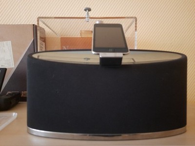  Bowers & Wilkins B&W Zeppelin Mini  Inkl. Ipod Touch 2th Gen. 8gb