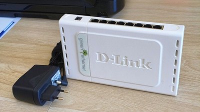 D-Link DGS-1008D 8-Port Gigabit Desktop Switch