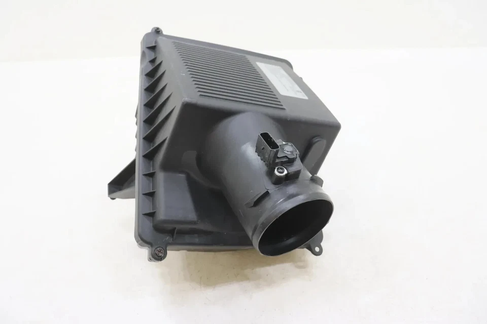 2017-2020 Chevrolet Suburban 1500 Air Cleaner Intake Box Foto 2 de 4
