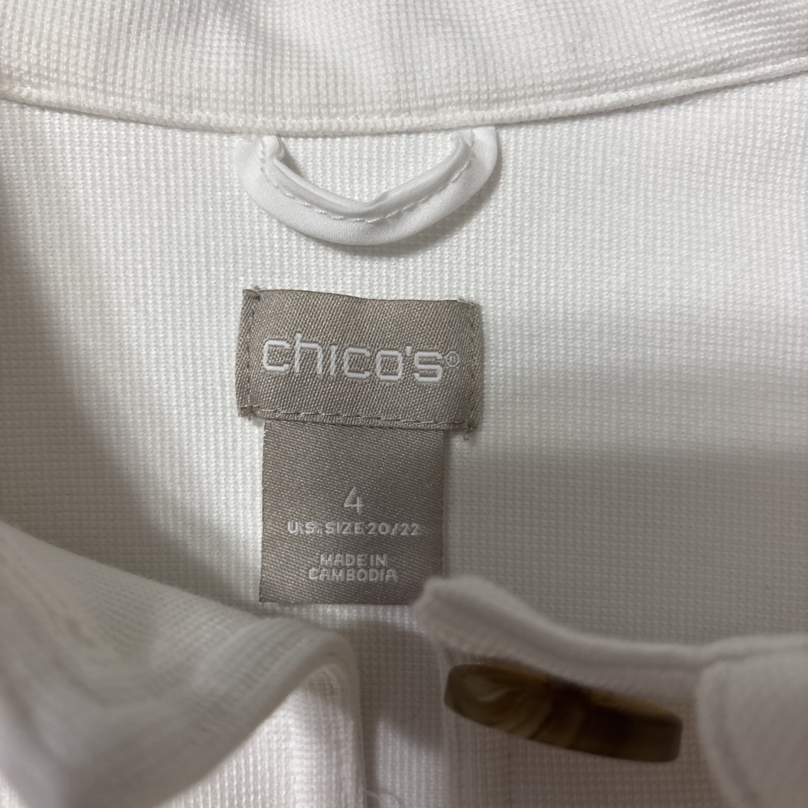 Chico’s Cropped Fitted Jacket. Collection/ Croppe… - image 4