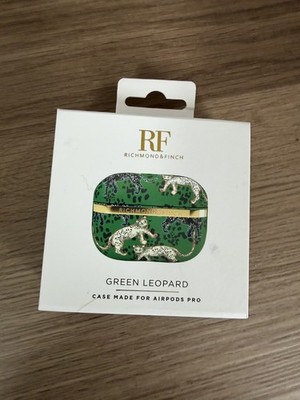 Richmond & Finch Airpod Pro (Lightning) Case Green Leopard