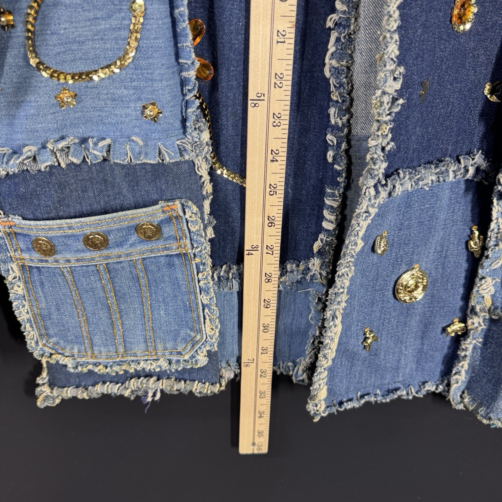 Handmade Women's Patchwork Denim Jacket Large Emb… - image 5