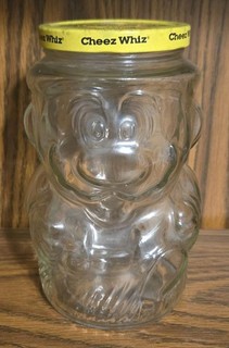 1989 Kraft Cheese Whiz Figural Jar Super Mario Bros with Lid