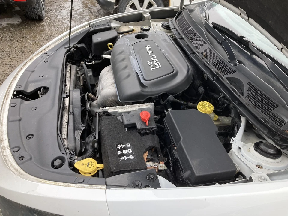 15 DODGE DART Rear Bumper Reinforcement (REBAR ONLY) — 第 4/4 张图片