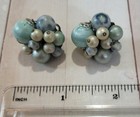Vintage Japan Blue Beaded Cluster Clip On Earrings. Mid Century Costume Jewelry — photo 3