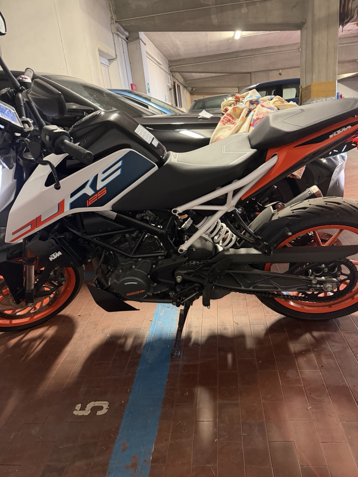 KTM Duke 125 usata in ottime condizioni foto 5