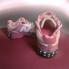 New Balance RunDisney Minnie Mouse Kids Shoes women s 11 NIB Rare 2014 Pink