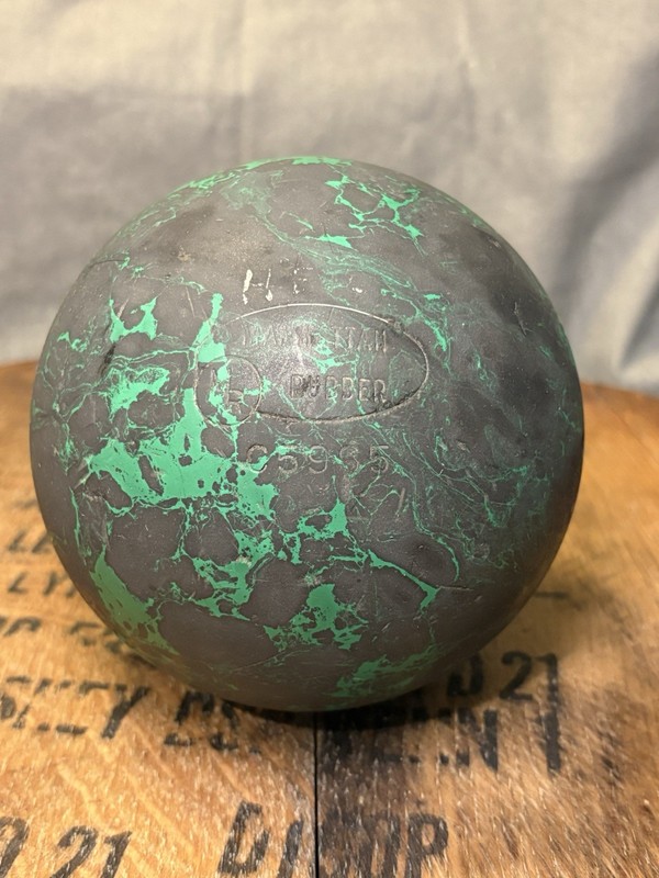 Vintage Manhattan Rubber Duck Pin Bowling Ball-C5965 green and black marble