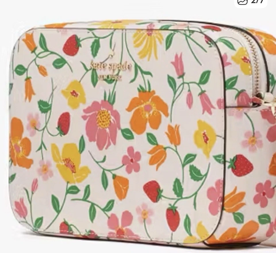 kate spade Madison Strawberry Garden Camera Bag NWOT condition - Image 3 of 4