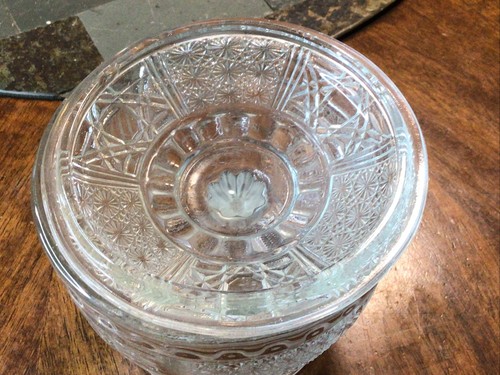 Vintage Cut Glass Candy Dish with Lid Intricate Clear 4.25" Wide 5.75" Tall - Picture 5 of 10
