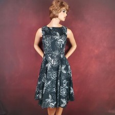 Anni Coco Fit-N-Flare Sleeveless Knee Length Swing Dress Black & White Floral M