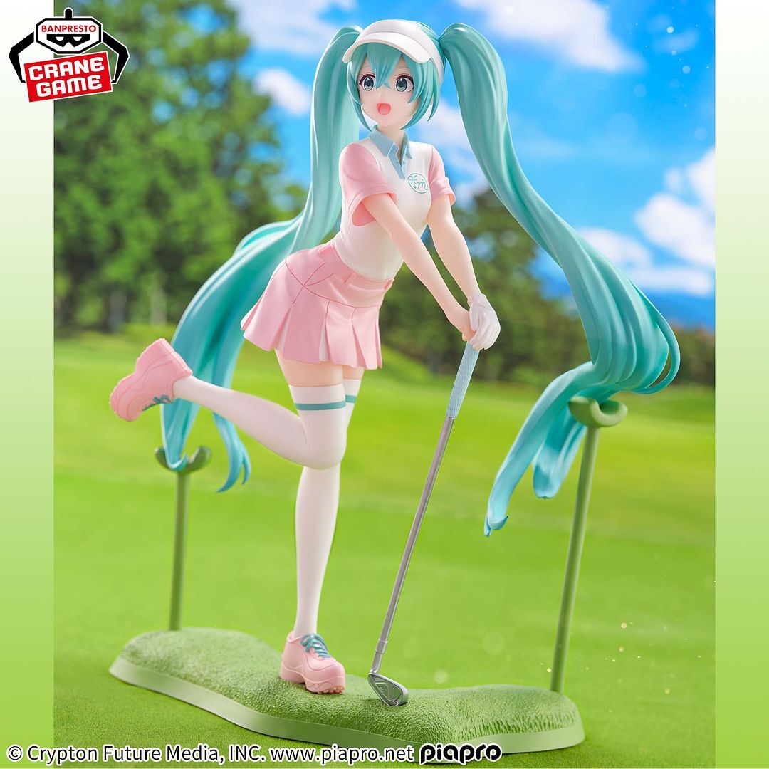 Hatsune Miku Holiday Memories Figure Golf Ver. BANPRESTO 8.0in