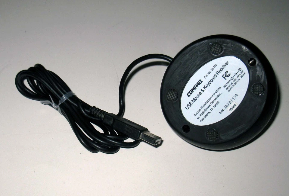 Compaq 26-762 USB Mouse and Keyboard Receiver Cradle Base Unit Only - Image 3 of 3