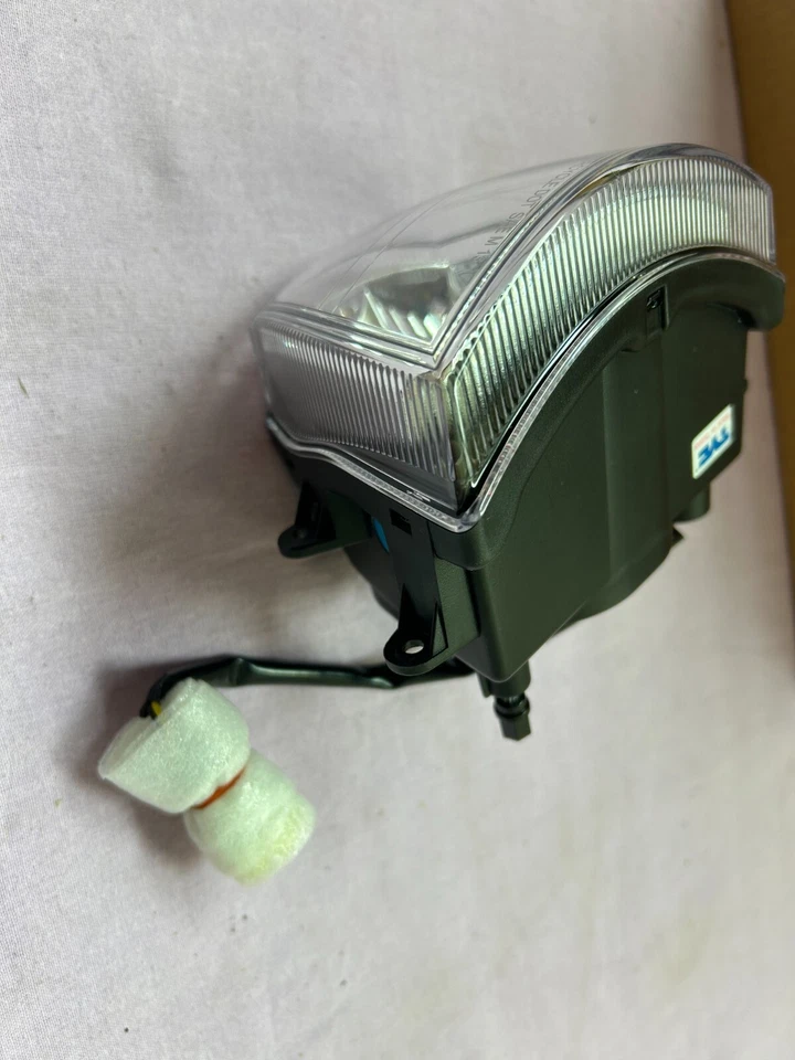 Scheinwerfer Fernlicht 52010291A Ducati Diavel 1200 2015-18 DH1-081. - Bild 2 von 4